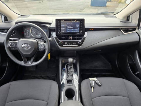 2022 Toyota Corolla LE