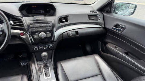 2017 Acura ILX