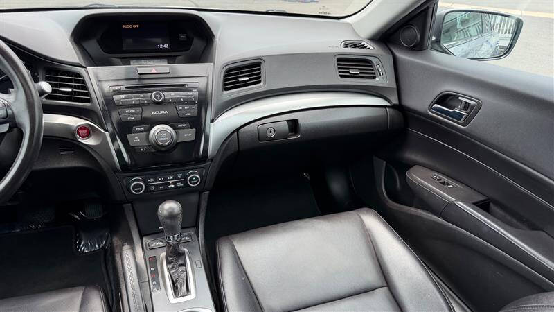 2017 Acura ILX