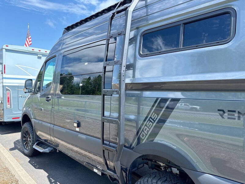2025 Mercedes-Benz Sprinter