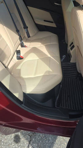 2017 Jaguar XE 25t Prestige