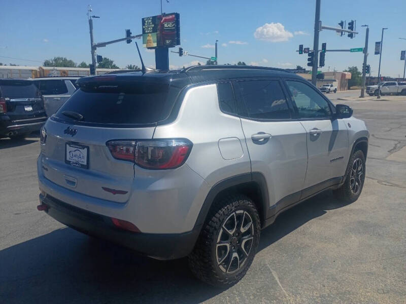 2025 Jeep Compass Trailhawk
