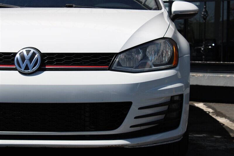 2017 Volkswagen Golf GTI S