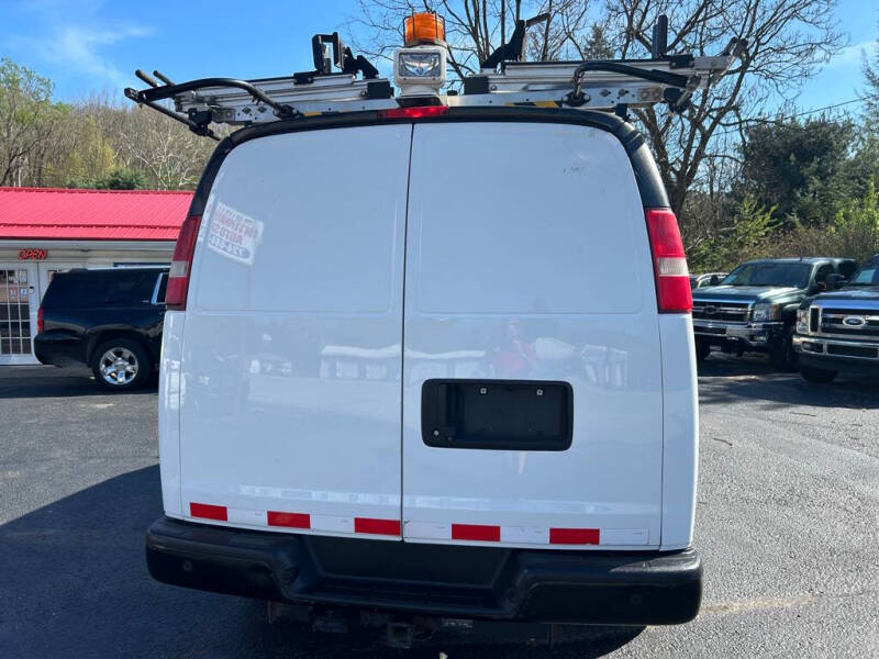2017 Chevrolet Express 2500