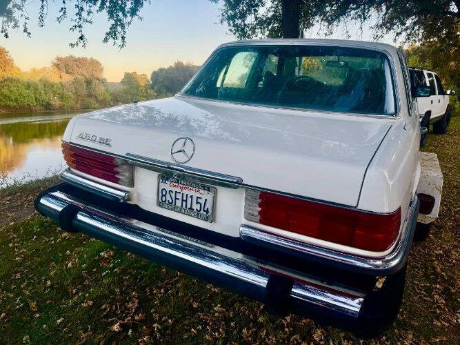 1976 Mercedes-Benz 450-Class
