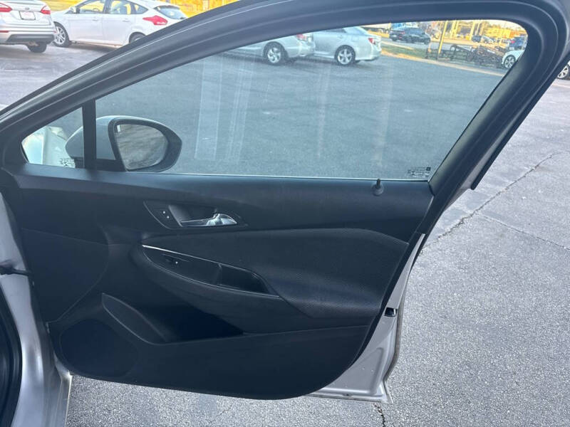 2019 Chevrolet Cruze LS