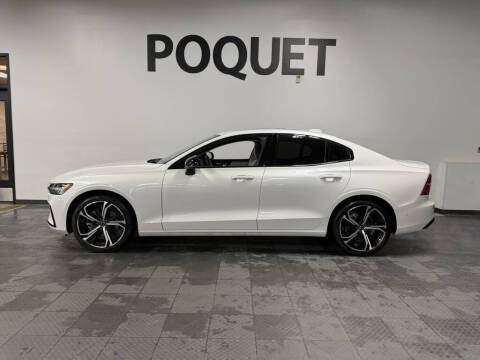 2024 Volvo S60 B5 Plus Dark Theme