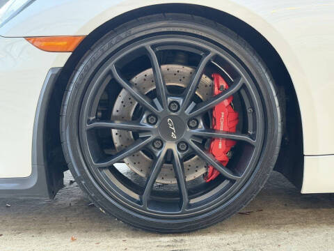 2016 Porsche Cayman GT4