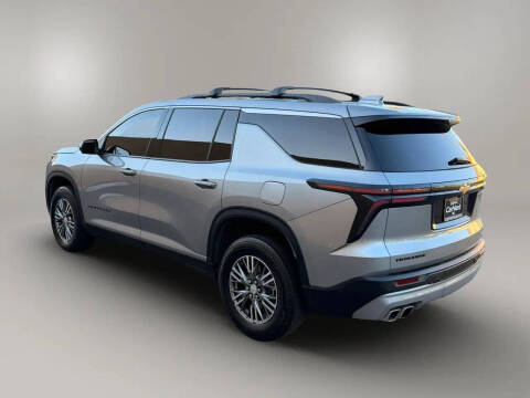 2024 Chevrolet Traverse LT