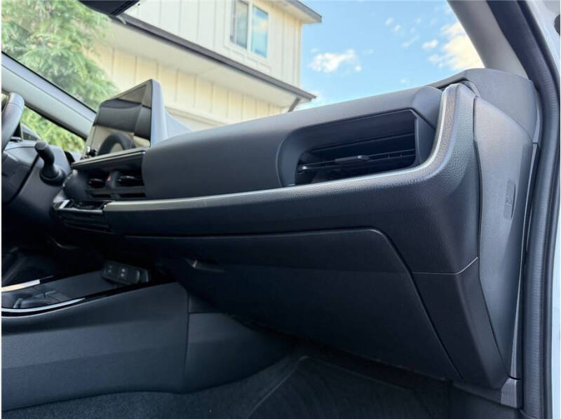 2023 Toyota Prius LE