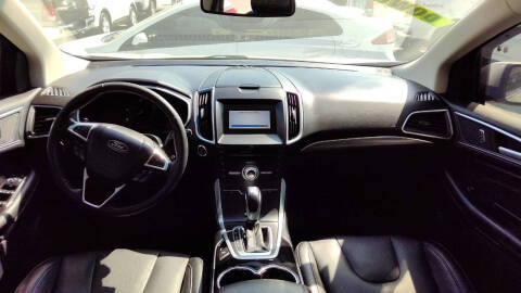 2018 Ford Edge Titanium