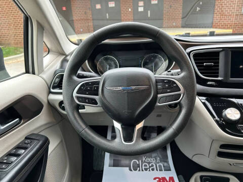 2018 Chrysler Pacifica LX