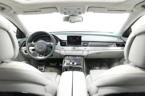 2013 Audi S8 4.0T quattro