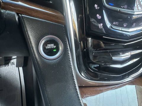 2016 Cadillac Escalade Luxury Collection