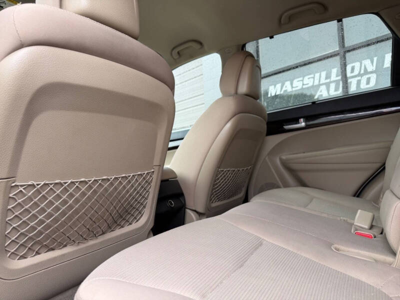 2014 Kia Sorento LX