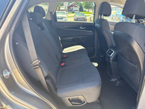 2017 Kia Sorento LX