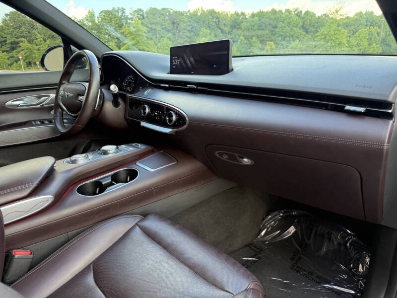 2022 Genesis GV70 2.5T Standard