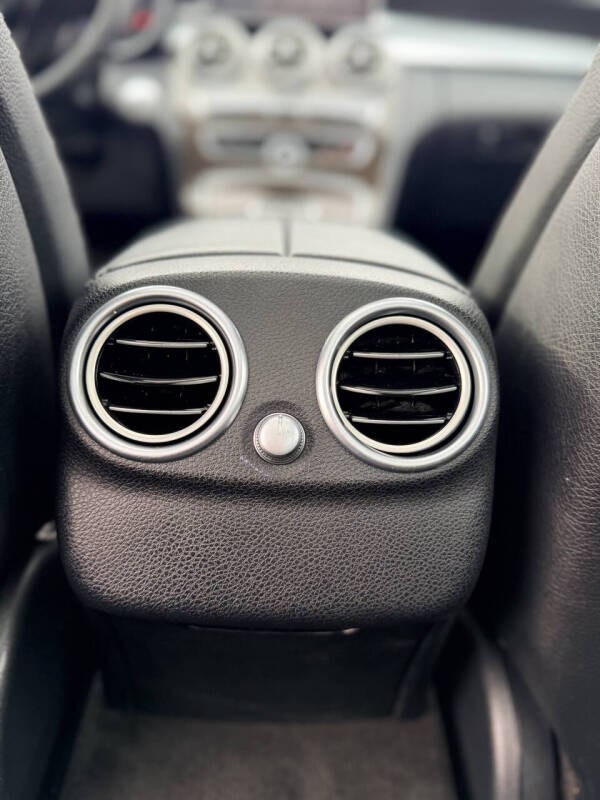 2017 Mercedes-Benz C-Class C 300 Luxury 4MATIC