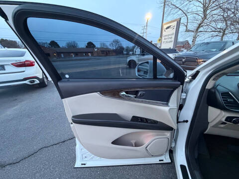 2016 Lincoln MKX Reserve