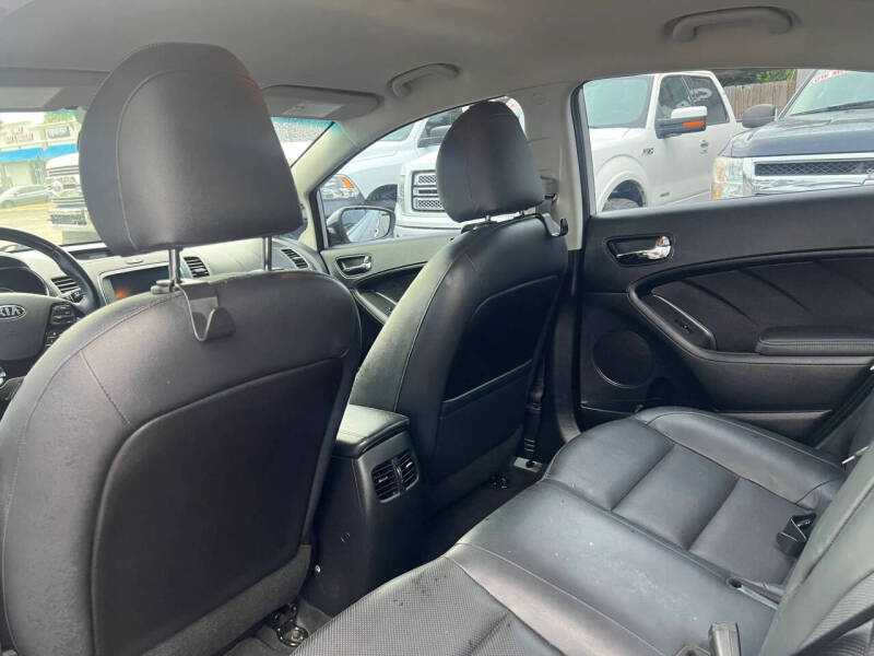 2017 Kia Forte EX