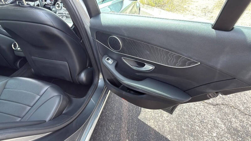 2017 Mercedes-Benz C-Class