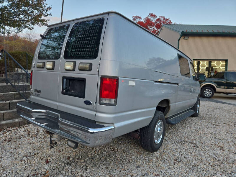 2000 Ford E-250