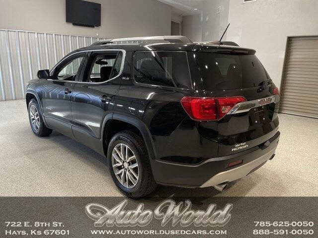2017 GMC Acadia SLE-2