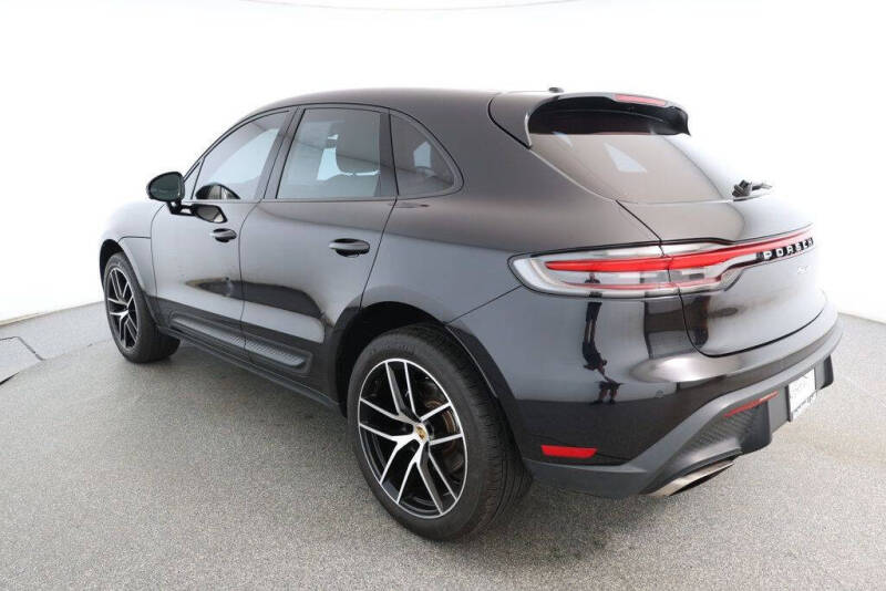2022 Porsche Macan