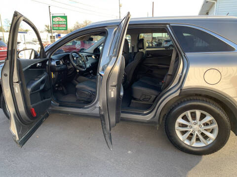 2017 Kia Sorento LX V6