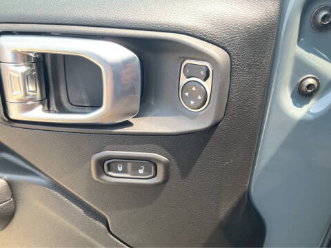 2026 Jeep Gladiator Shadow Ops