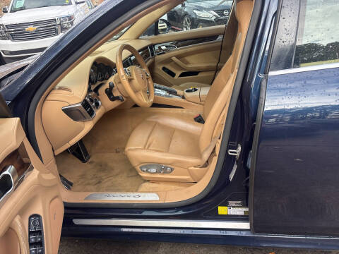 2015 Porsche Panamera 4S