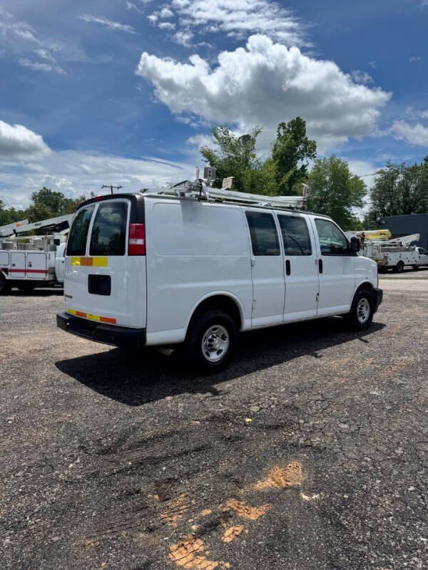 2017 Chevrolet Express 2500