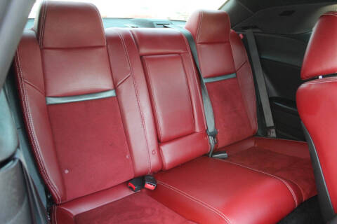 2014 Dodge Challenger R/T Plus