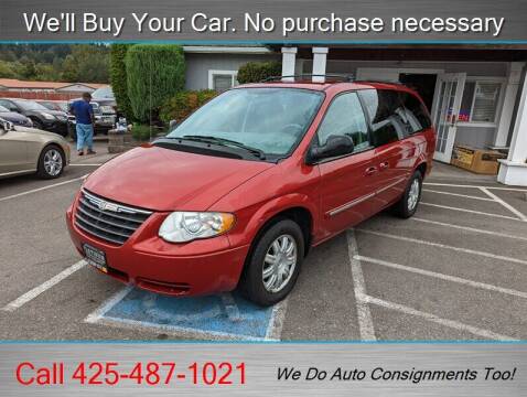 2005 Chrysler Town and Country for sale at Platinum Autos in Woodinville WA