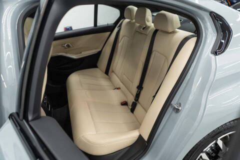 2025 BMW 3 Series 330i xDrive