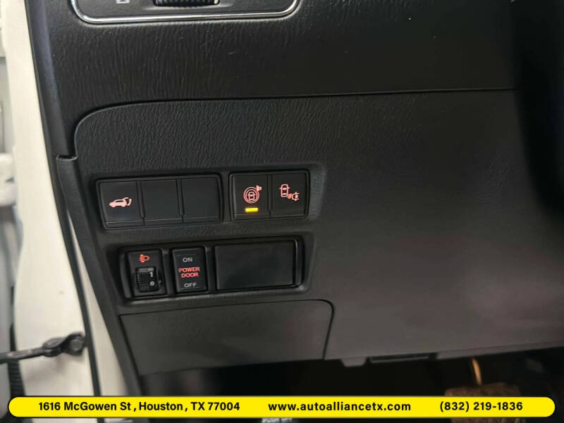 2017 Nissan Armada Platinum