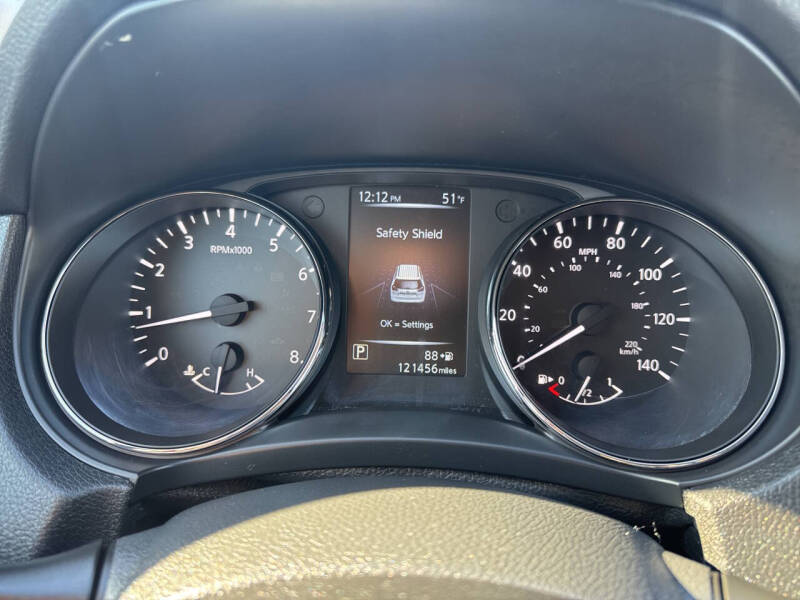 2017 Nissan Rogue SV