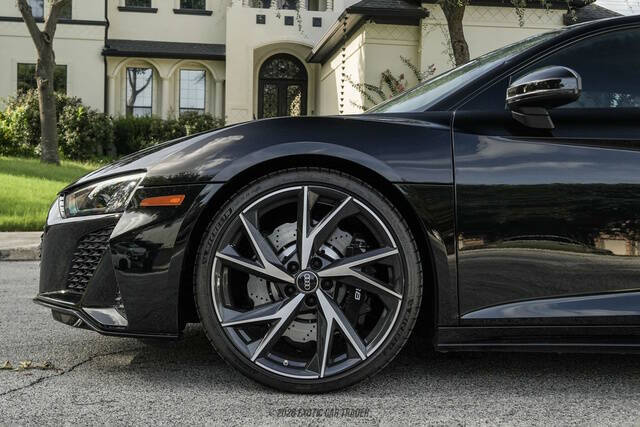 2023 Audi R8 5.2 V10 performance