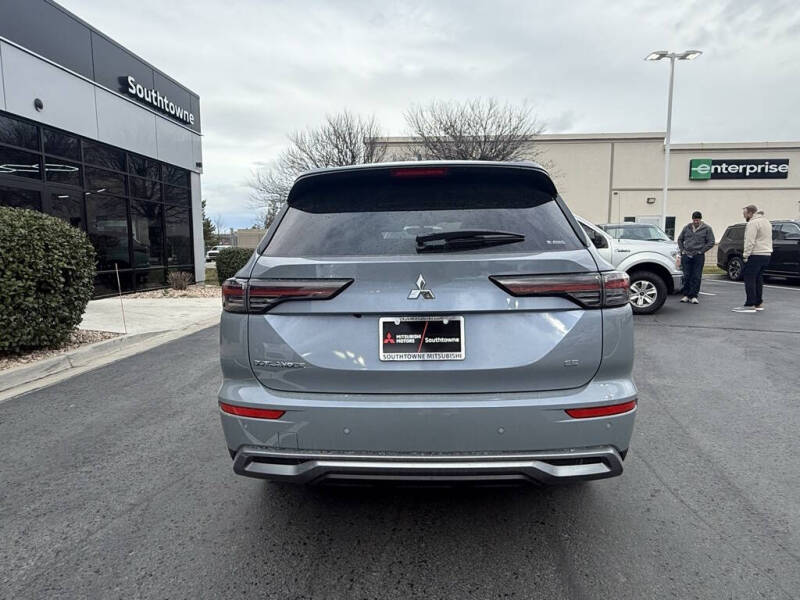 2026 Mitsubishi Outlander