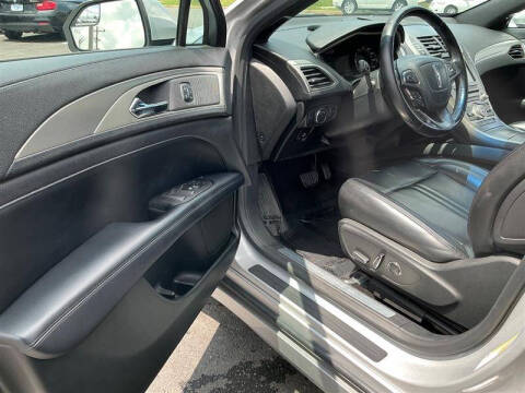 2017 Lincoln MKZ Premiere