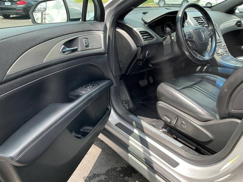 2017 Lincoln MKZ Premiere