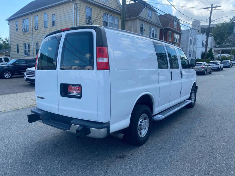 2019 Chevrolet Express 2500