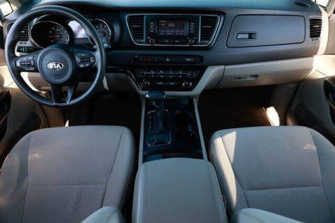 2018 Kia Sedona L