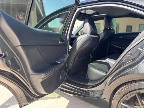 2018 Lexus IS 350