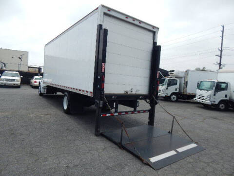 2016 Freightliner M2 106
