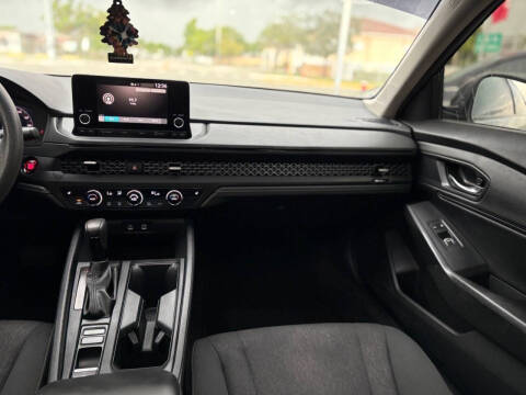 2023 Honda Accord EX