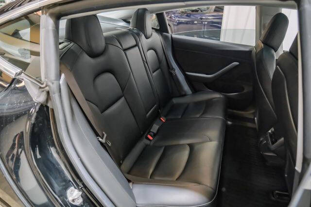 2019 Tesla Model 3 Standard Range Plus