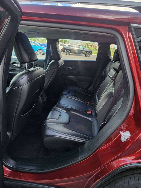 2019 Jeep Cherokee Latitude Plus