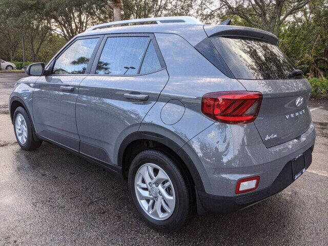 2020 Hyundai Venue SEL