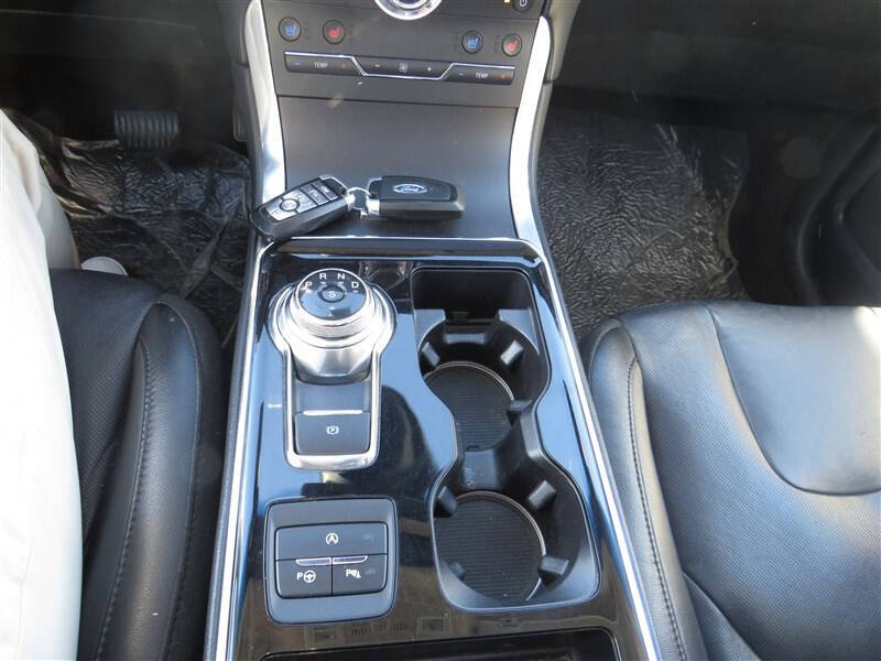 2019 Ford Edge Titanium